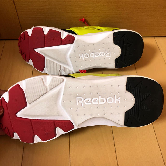Reebok(リーボック)のReebok フューリーライト　23.5㎝ メンズの靴/シューズ(スニーカー)の商品写真