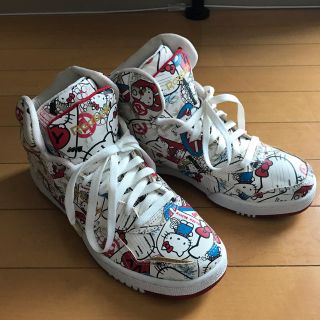 【未使用】Reebok  ハローキティ　レア商品