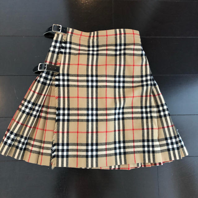 BURBERRY - バーバリー チェックスカートの通販 by C's closet