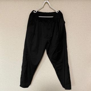 黒パンツ(カジュアルパンツ)