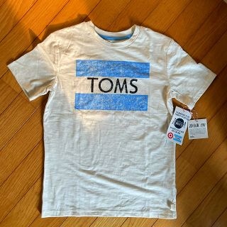 トムズ(TOMS)の✧︎Toms✧︎Tシャツ 新品タグ付き(Tシャツ(半袖/袖なし))