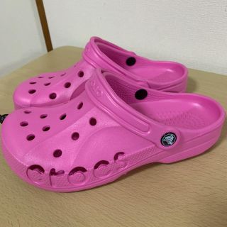 クロックス(crocs)の新品　クロックス　バヤ　baya サンダル　パーティピンク　人気　24(サンダル)