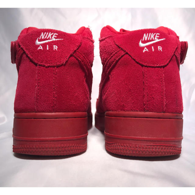 NIKE(ナイキ)のNIKE AIR FORCE 1 MID 07 SUEDE RED 28.0cm メンズの靴/シューズ(スニーカー)の商品写真