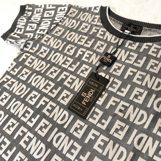 FENDI(フェンディ)の【FIFI様専用】FENDI Tシャツ メンズのトップス(Tシャツ/カットソー(半袖/袖なし))の商品写真
