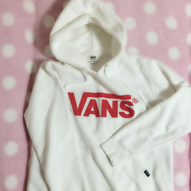 VANS(ヴァンズ)のヴァンズパーカー レディースのトップス(パーカー)の商品写真