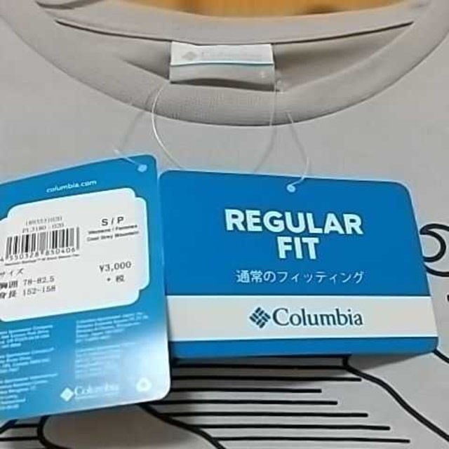 Columbia(コロンビア)の新品タグ付き Columbia   size S レディースのトップス(Tシャツ(半袖/袖なし))の商品写真