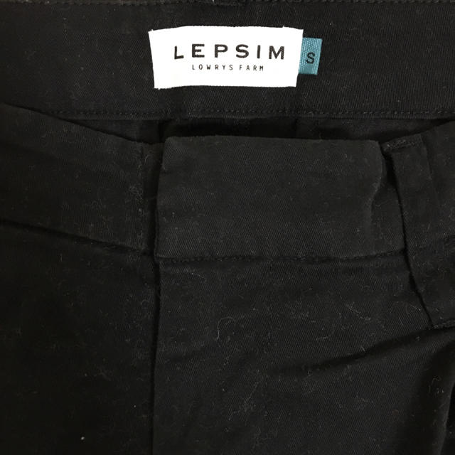 LEPSIM LOWRYS FARM(レプシィムローリーズファーム)のレプシムローリーズファーム チノパンツ レディースのパンツ(チノパン)の商品写真