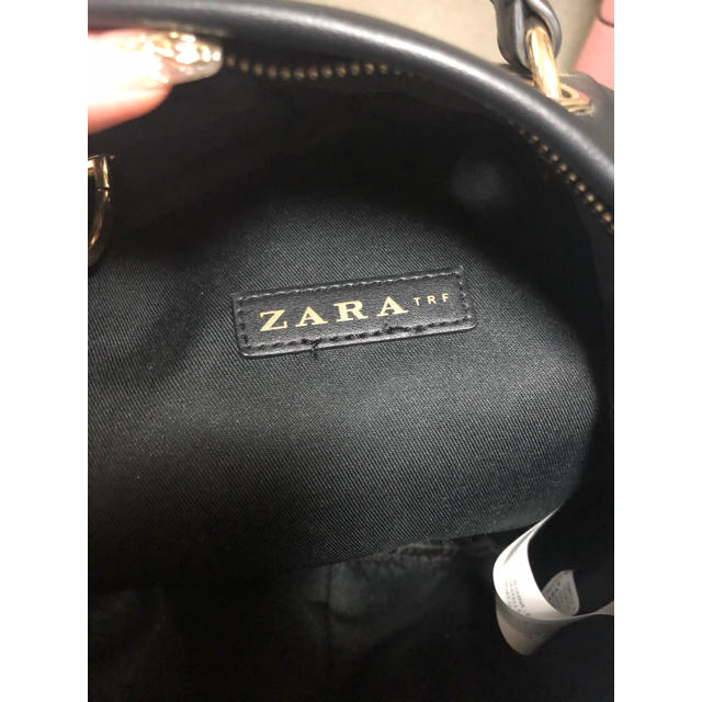 ZARA(ザラ)のZARA パールリュック レディースのバッグ(リュック/バックパック)の商品写真