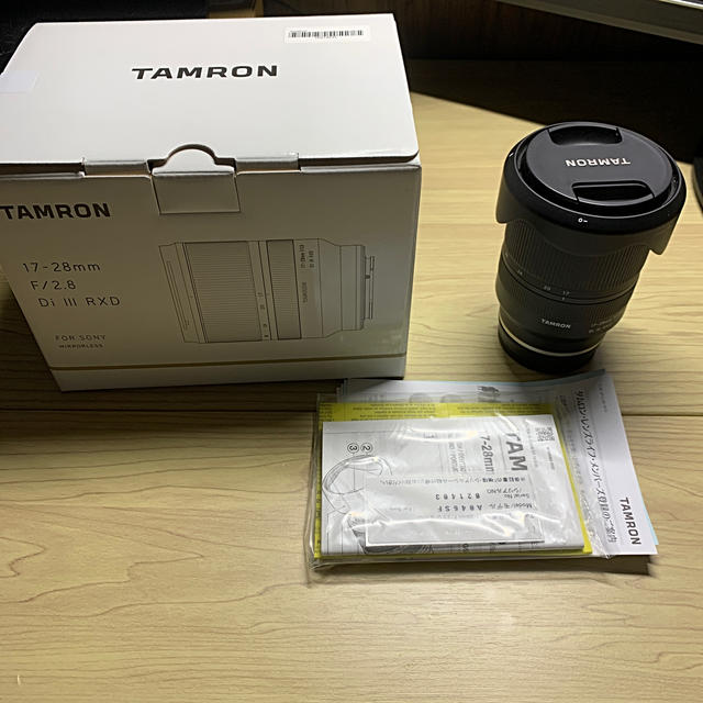 TAMRON(タムロン)の美品　TAMRON 17-28mm F/2.8 Di III RXD スマホ/家電/カメラのカメラ(レンズ(ズーム))の商品写真