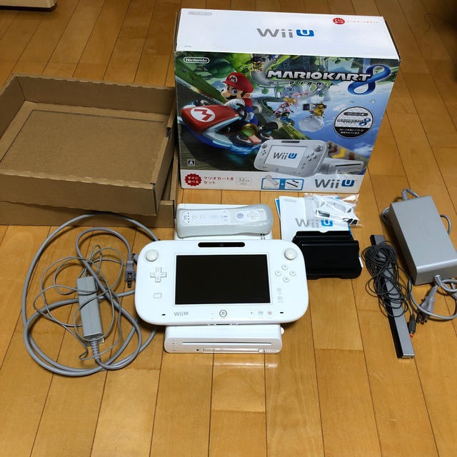 任天堂Wii U すぐに遊べるマリオカート8セット（シロ）/Wii U/WUPSWAG