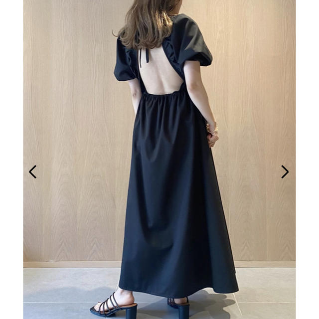 Lily Brown - Lily Brown 背中開きワンピの通販 by shop|リリー Lily Brown - Lily Brown 背中開きワンピの通販 by shop|リリー
