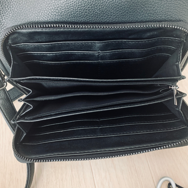 wc(ダブルシー)のお財布付きショルダーバッグ　値段交渉可能 レディースのバッグ(ショルダーバッグ)の商品写真