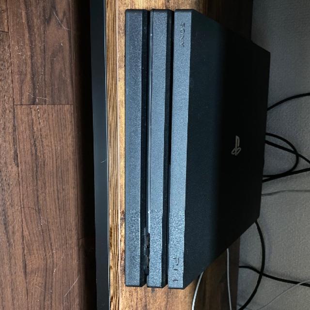 家庭用ゲーム機本体 PlayStation4 Pro