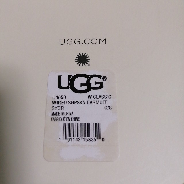 UGG(アグ)のはなさん専用　UGG アグ イヤーマフ 耳あて   シープスキン　ヘッドフォン  レディースのファッション小物(イヤーマフ)の商品写真