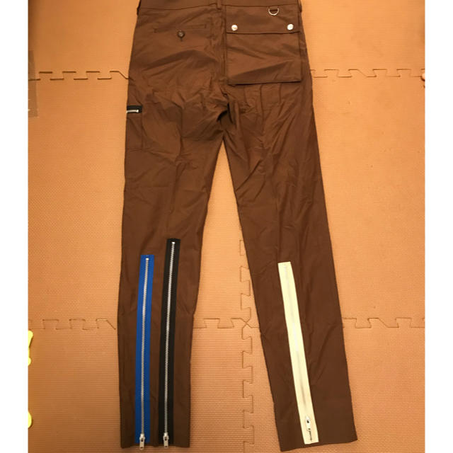 UNDERCOVER(アンダーカバー)の最終値下げ　undercover ジップロングパンツ 3 メンズのパンツ(スラックス)の商品写真