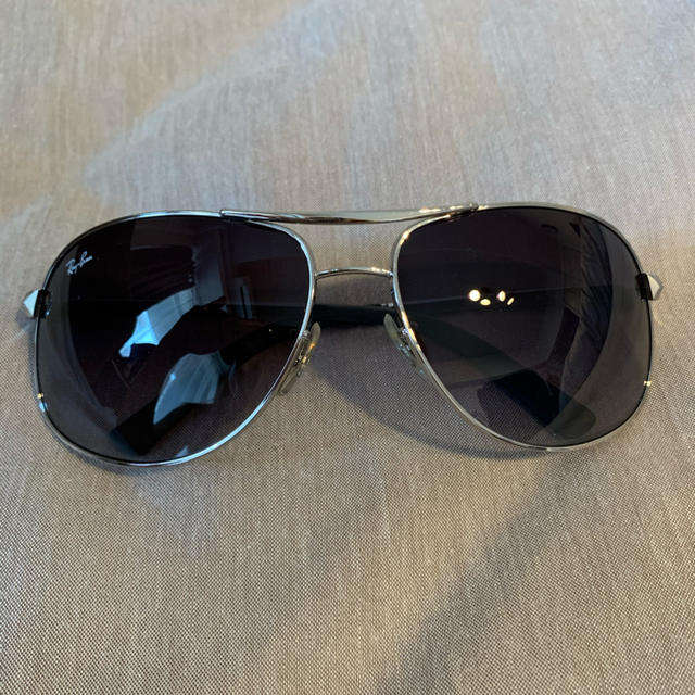 Ray-Ban(レイバン)の【Rayban】レイバンサングラス　ティアドロップ メンズのファッション小物(サングラス/メガネ)の商品写真