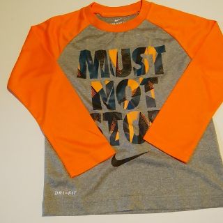 ナイキ(NIKE)の新品♦ナイキ♦キッズDRI-FIT  98-104cm(Tシャツ/カットソー)