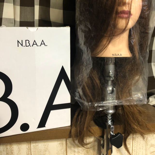 NBAA アップウィッグブラウン