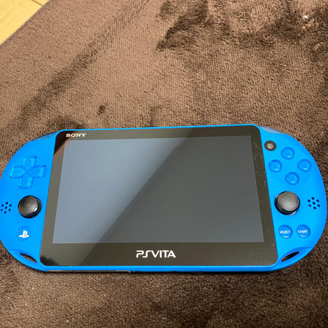PlayStation Vita(プレイステーションヴィータ)のPlayStation vita 本体(ブルー) エンタメ/ホビーのゲームソフト/ゲーム機本体(携帯用ゲーム機本体)の商品写真