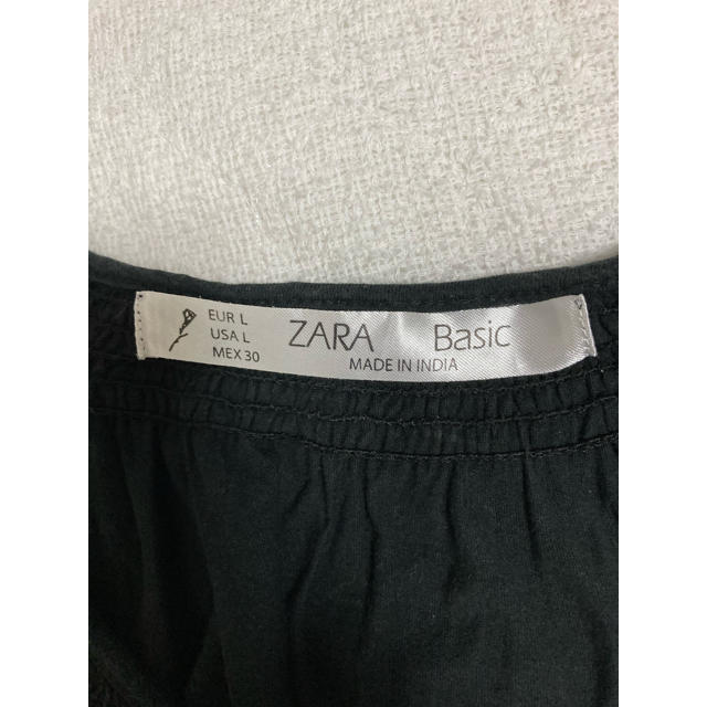 ZARA(ザラ)のZARA basic トップス　黒　Ｌサイズ レディースのトップス(カットソー(半袖/袖なし))の商品写真