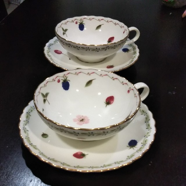 Noritake(ノリタケ)のノリタケ  ティーカップペアセット インテリア/住まい/日用品のキッチン/食器(グラス/カップ)の商品写真