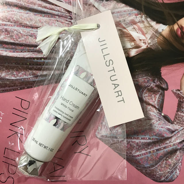 JILLSTUART(ジルスチュアート)のJILLSTUART ハンドクリーム W コスメ/美容のボディケア(ハンドクリーム)の商品写真