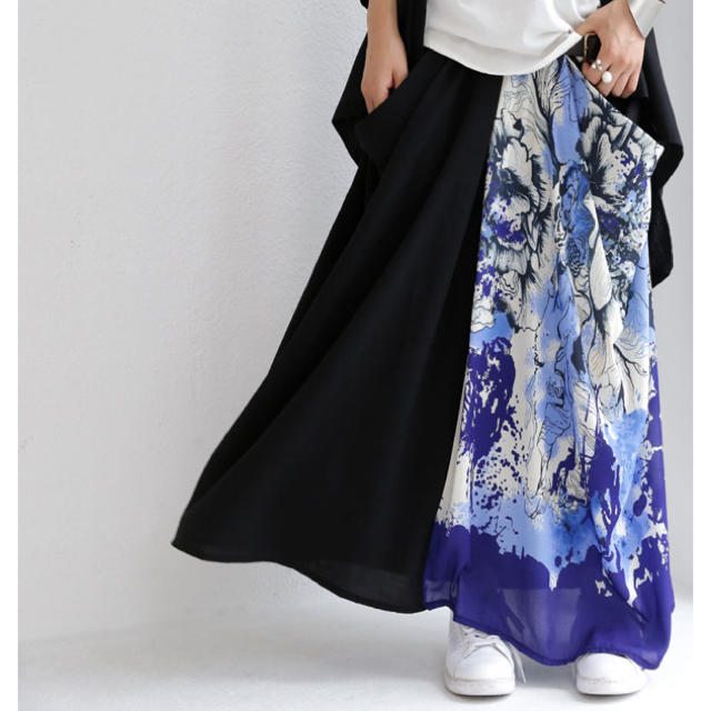 antiqua(アンティカ)の☆★☆ アンティカ　アート花柄　ドレープスカート レディースのスカート(ロングスカート)の商品写真