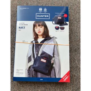 ハンター(HUNTER)のHUNTER BRAND BOOKショルダーバッグ　ハンター　ネイビー(ショルダーバッグ)