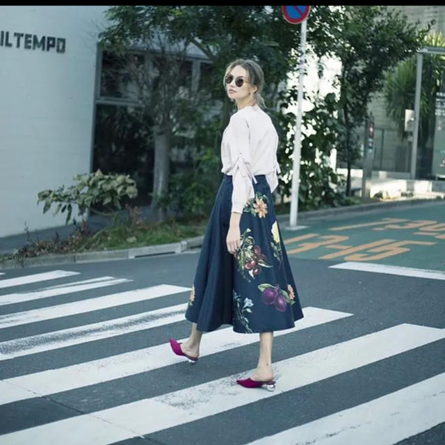 Ameri VINTAGE - 【9/4まで値下げ中】ANGIE  SWITCH  FLARE SKIRT