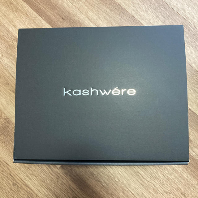 kashwere(カシウエア)のkasnware ブランケット　新品非売品　メルセデスベンツオリジナル キッズ/ベビー/マタニティのこども用ファッション小物(おくるみ/ブランケット)の商品写真