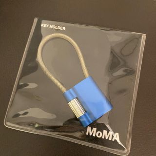 モマ(MOMA)のMOMA キーホルダー　ブルー(キーホルダー)