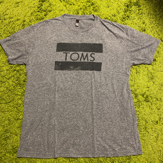 トムズ(TOMS)のTOMS 半袖Tシャツ グレー(Tシャツ/カットソー(半袖/袖なし))