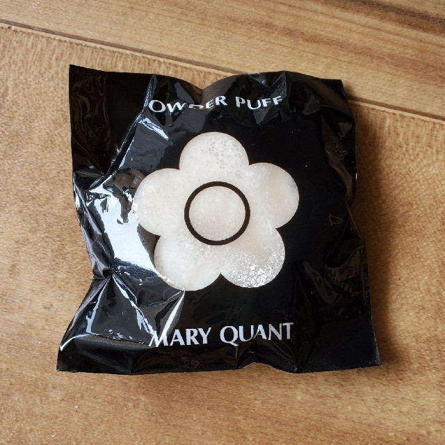 MARY QUANT(マリークワント)のMARY QUANT  パウダーパフ コスメ/美容のベースメイク/化粧品(フェイスパウダー)の商品写真