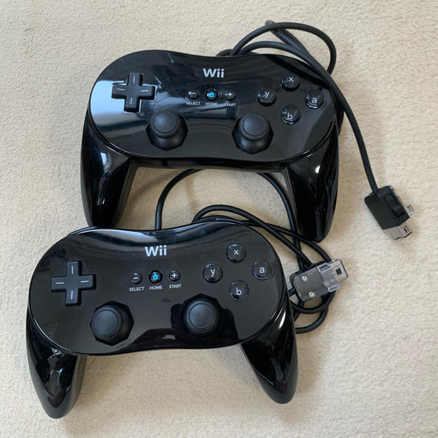 Wii(ウィー)の任天堂 純正 Wii クラシックコントローラーPRO エンタメ/ホビーのゲームソフト/ゲーム機本体(家庭用ゲーム機本体)の商品写真