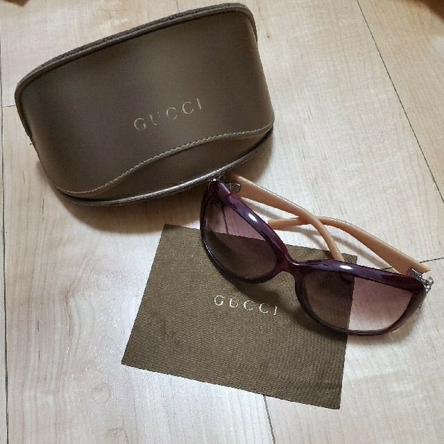 Gucci(グッチ)のスクエアサングラス レディースのファッション小物(サングラス/メガネ)の商品写真