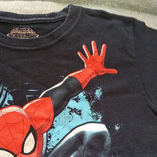 MARVEL(マーベル)のkenさん専用 赤紺２枚組スパイダーマン  ５歳 ６歳 Tシャツ マーベル キッズ/ベビー/マタニティのキッズ服男の子用(90cm~)(Tシャツ/カットソー)の商品写真