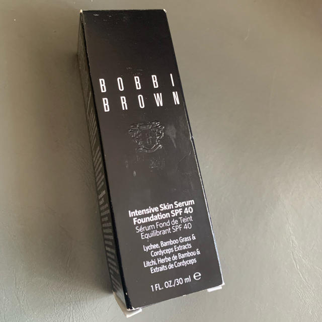 BOBBI BROWN(ボビイブラウン)のBOBBI BROWN スキンセラムファンデーション コスメ/美容のベースメイク/化粧品(ファンデーション)の商品写真