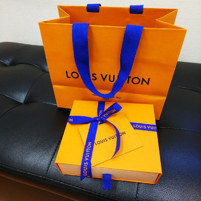 LOUIS VUITTON(ルイヴィトン)のルイヴィトン 化粧箱 レディースのバッグ(ショップ袋)の商品写真