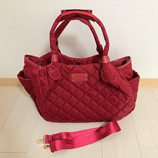 D'colle マザーズバッグ Royal RED オムツ替えシート一体型バッグ(マザーズバッグ)