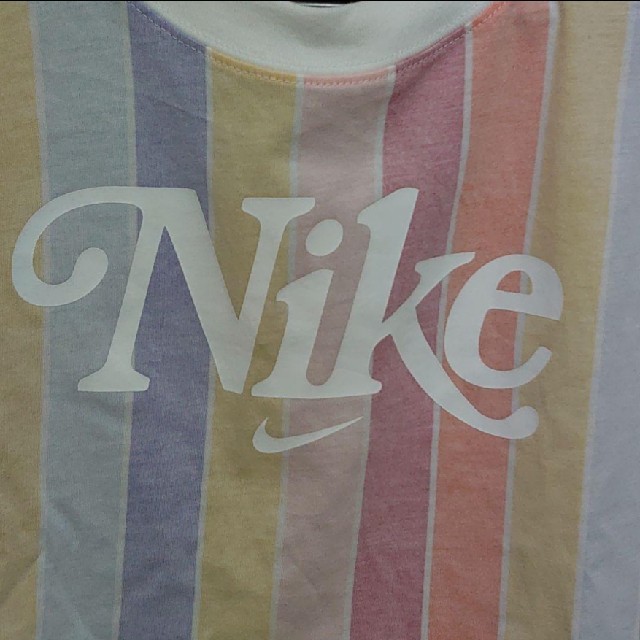 NIKE(ナイキ)の1点のみ【Lサイズ】NIKE ナイキ Tシャツ ショートスリーブ トップ レディースのトップス(Tシャツ(半袖/袖なし))の商品写真
