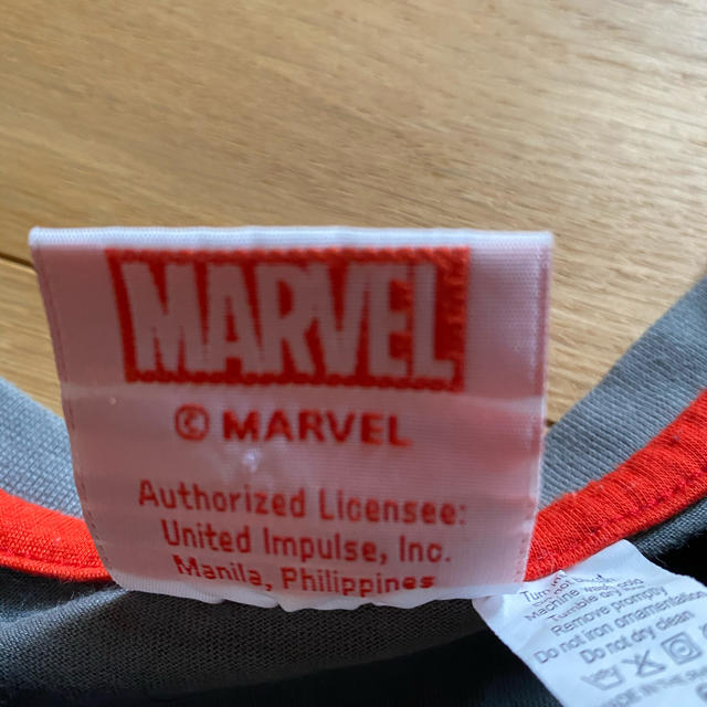 MARVEL(マーベル)のMARVEL マーベル　スパイダーマンTシャツ　6歳　120 キッズ/ベビー/マタニティのキッズ服男の子用(90cm~)(Tシャツ/カットソー)の商品写真