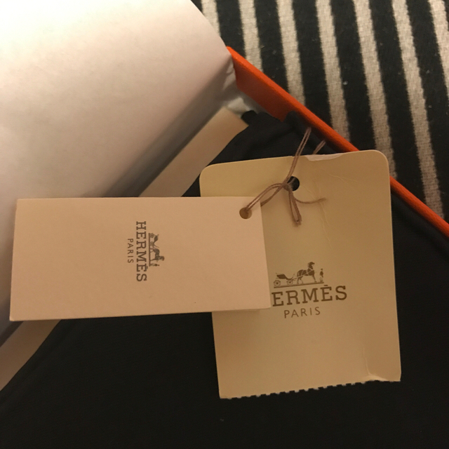 Hermes(エルメス)のHERMESスカーフ レディースのファッション小物(バンダナ/スカーフ)の商品写真