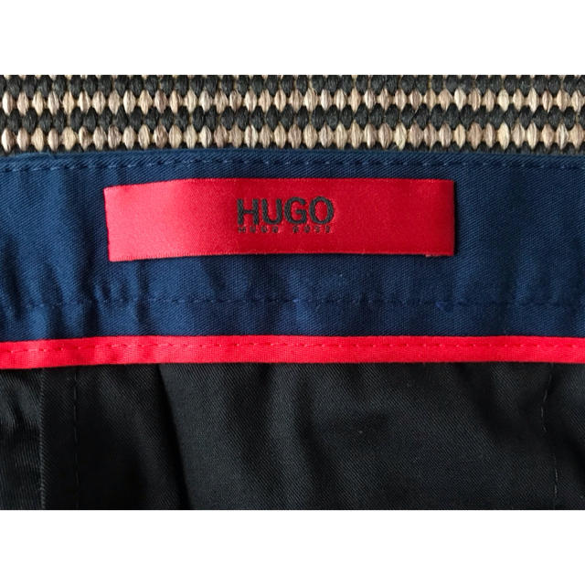 HUGO BOSS(ヒューゴボス)のHUGO ショートパンツ メンズのパンツ(ショートパンツ)の商品写真