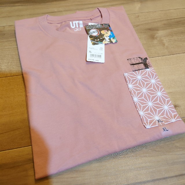 UNIQLO(ユニクロ)の新品　鬼滅の刃　ユニクロ　マンガUT 禰豆子　ねずこ　XLサイズ ピンク メンズのトップス(Tシャツ/カットソー(半袖/袖なし))の商品写真