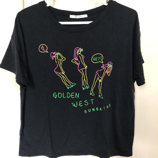 RETRO GIRL(レトロガール)の　Tシャツ　ロゴTシャツ　レトロガール　美品 メンズのトップス(Tシャツ/カットソー(半袖/袖なし))の商品写真