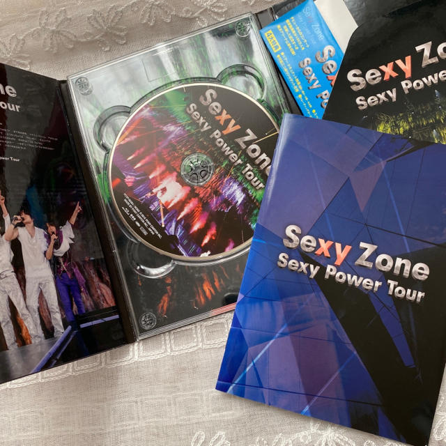 Sexy Zone(セクシー ゾーン)のSexyZone Sexy Power Tour Blu-ray 初回限定盤 エンタメ/ホビーのタレントグッズ(アイドルグッズ)の商品写真