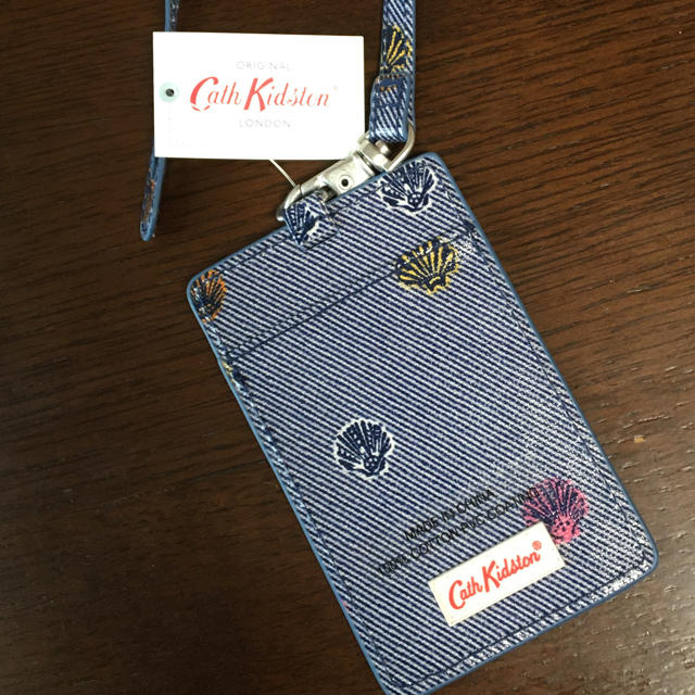 Cath Kidston(キャスキッドソン)のパスケース レディースのファッション小物(パスケース/IDカードホルダー)の商品写真