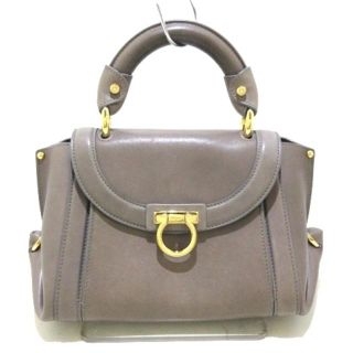 サルヴァトーレフェラガモ(Salvatore Ferragamo)のサルバトーレフェラガモ ハンドバッグ(ハンドバッグ)