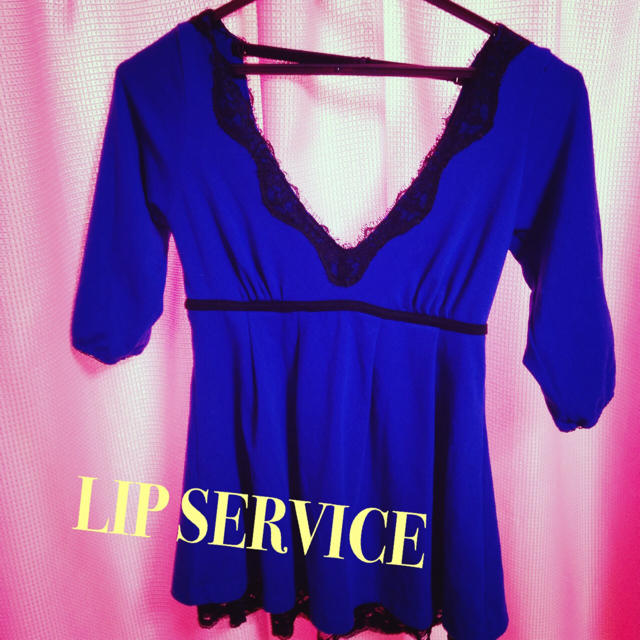 LIP SERVICE(リップサービス)のLIP SERVICE ブルートップス レディースのトップス(カットソー(長袖/七分))の商品写真