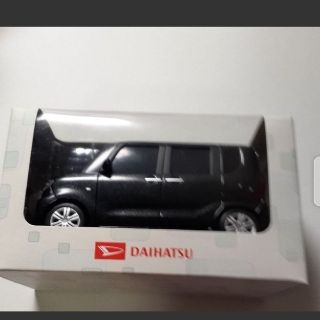 ダイハツ(ダイハツ)のダイハツ  タント  ミニカー シール付(ミニカー)